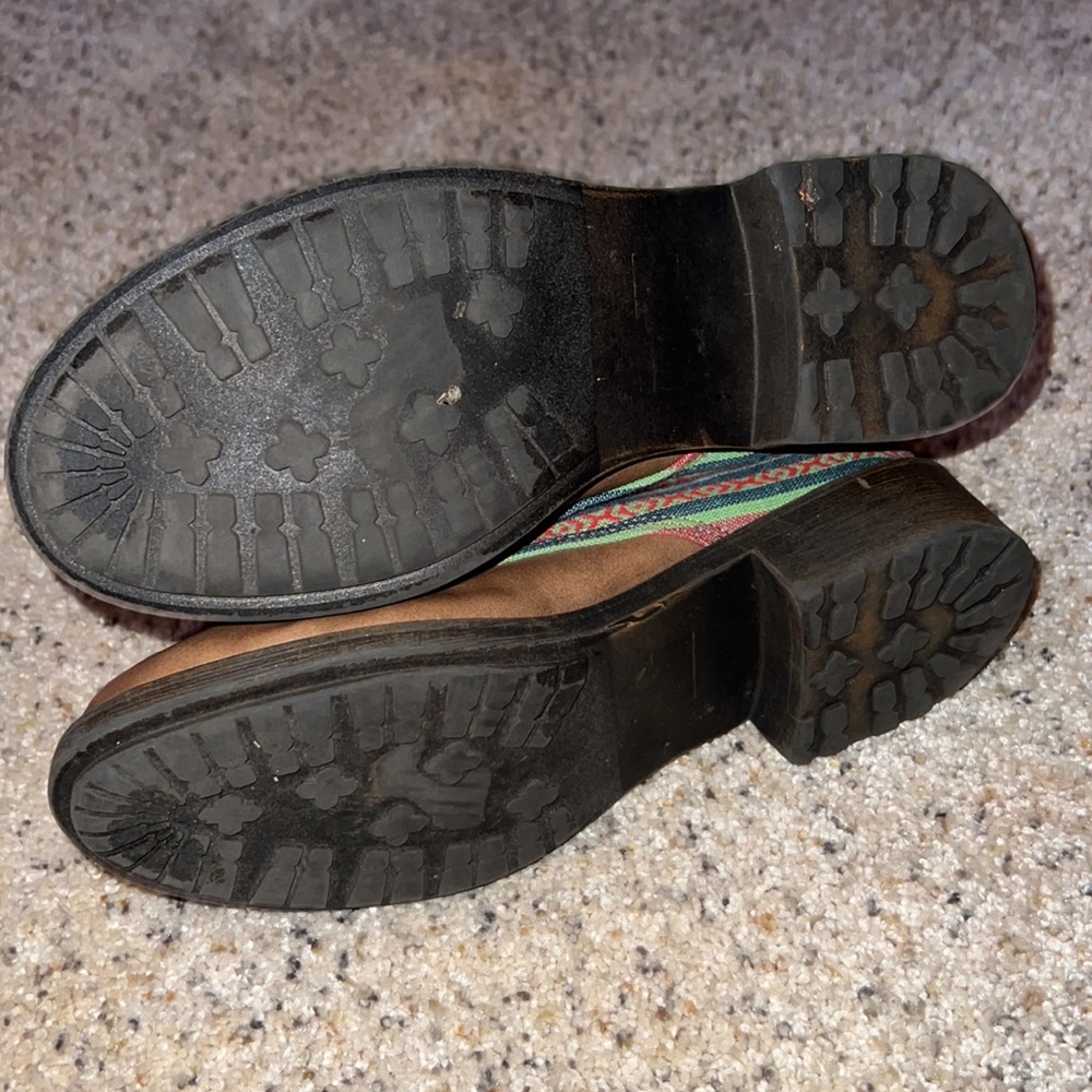Aztec-print boots - Picture 4 of 4